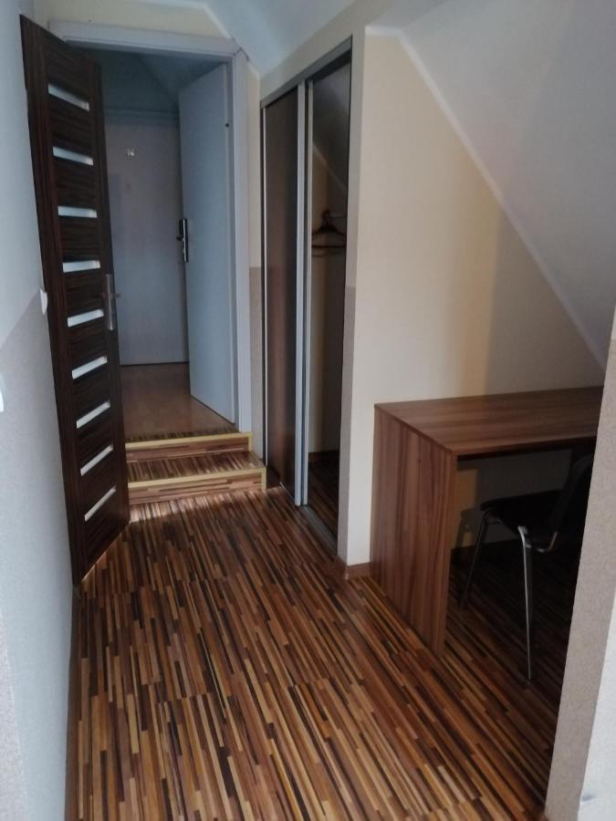 Pokoje Goscinne Z Prywatna Lazienka Dla Firm Gliwice Exterior foto